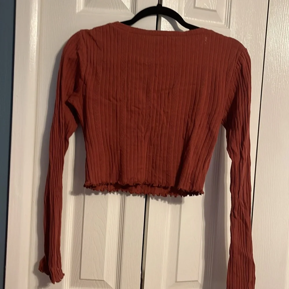 Aeropostale long sleeve shirt in size medium